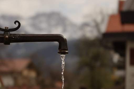 Flúor En El Agua Potable: Lo Que Necesitas Saber - Filtración Pro